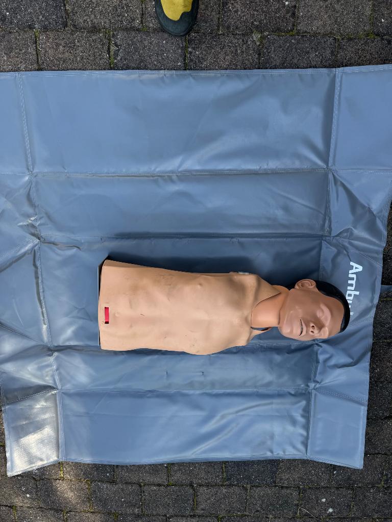 Reanimatie pop Ambu, Ophalen, Gebruikt, Meerdere media