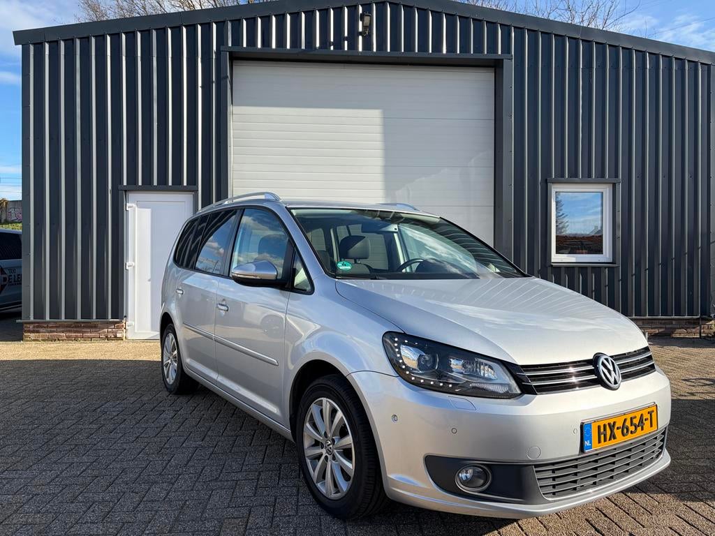 Volkswagen Touran 1.4 TSI DSG, Euro 5, 15 km/l, 4 cilinders, 1436 kg