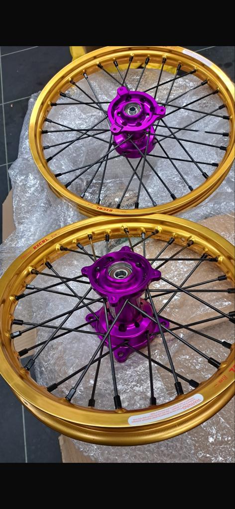 Excel gouden velgen met paarse naven voor Yamaha 85, Motoren, Ophalen of Verzenden, Gebruikt