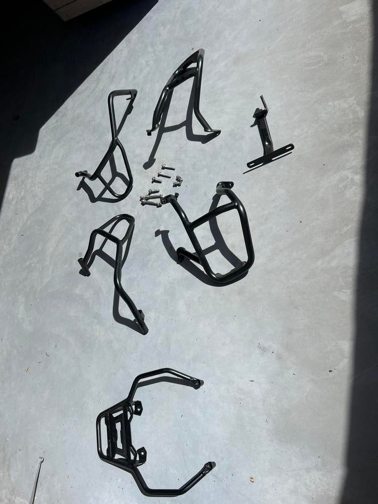 Valbeugels BMW R1250GS en extra bagagedrager, Motoren, Ophalen, Nieuw