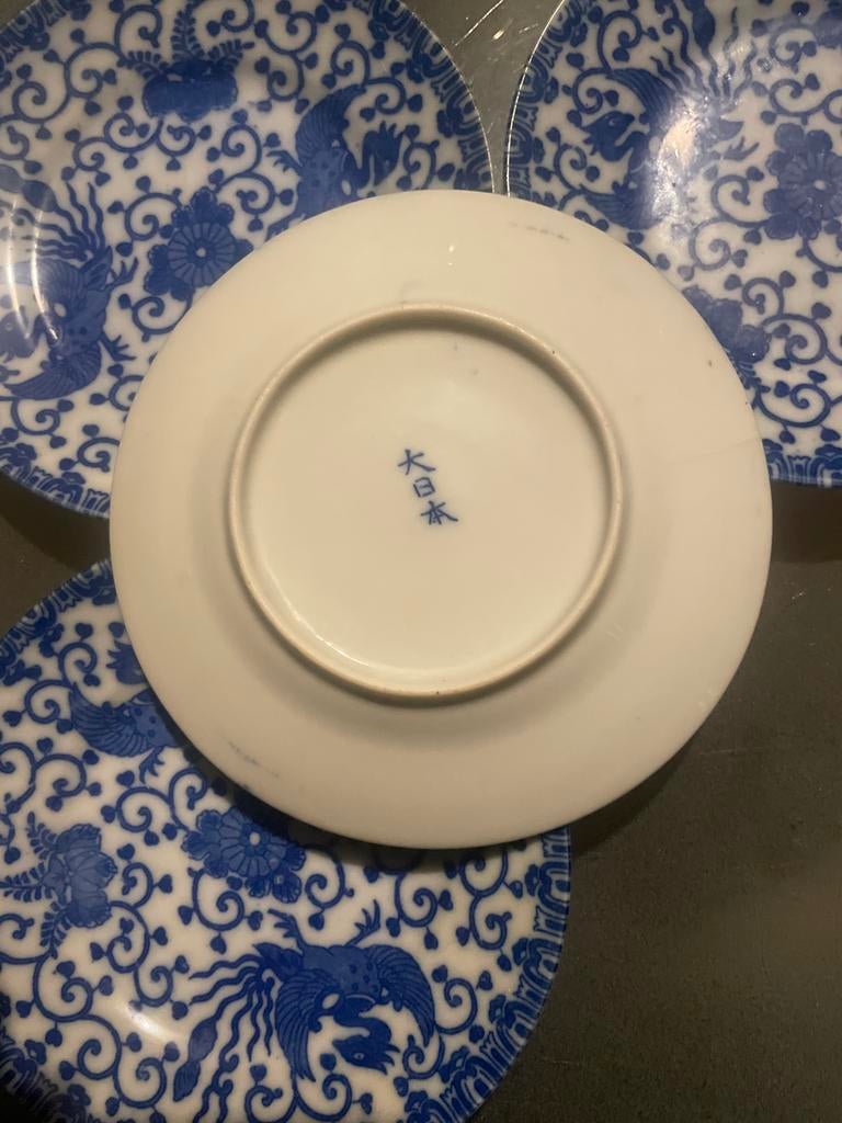 Dai nippon 4 blauw-witte schoteltjes met vogelmotief, Ophalen