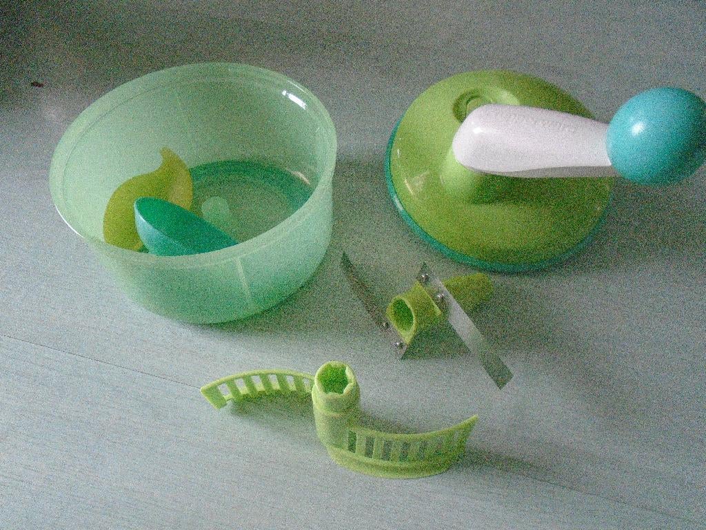 slagroommolen, tupperware, Huis en Inrichting, Keuken | Tupperware, Ophalen of Verzenden, Zo goed als nieuw, Groen, Overige typen