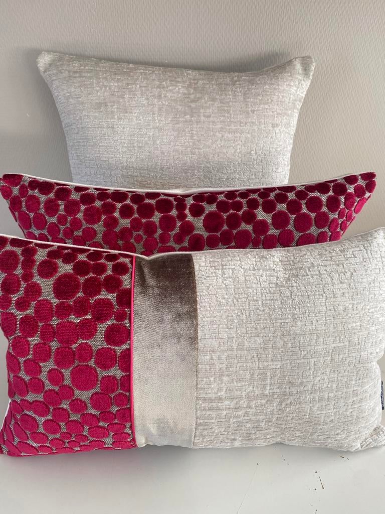 Set kussens fuchsia en offwhite, Ophalen of Verzenden, Nieuw, Roze, Rechthoekig