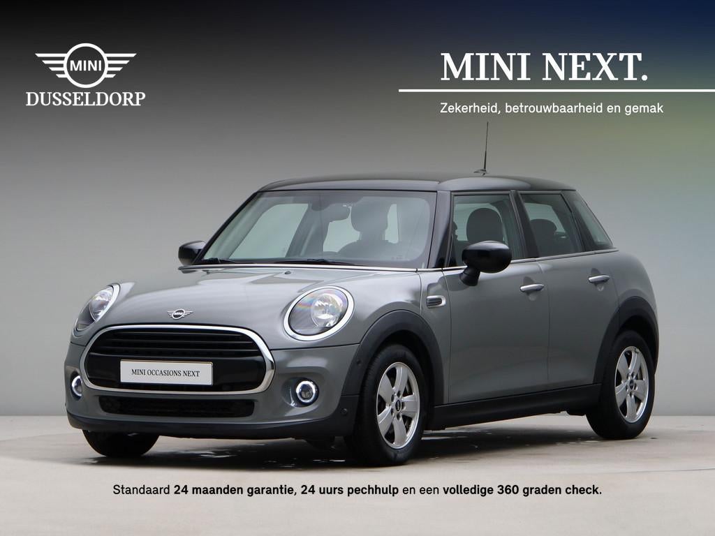 MINI 5-deurs Cooper Business Edition Aut. (bj 2021), Auto's, Gebruikt, Met garantie (alle), Origineel Nederlands, Bedrijf