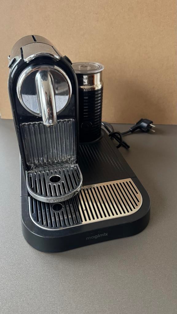 Magimix Nespresso M190 Milk NM koffiezetapparaat, Witgoed en Apparatuur, Koffiezetapparaten, Gebruikt, Koffiemachine, Ophalen of Verzenden
