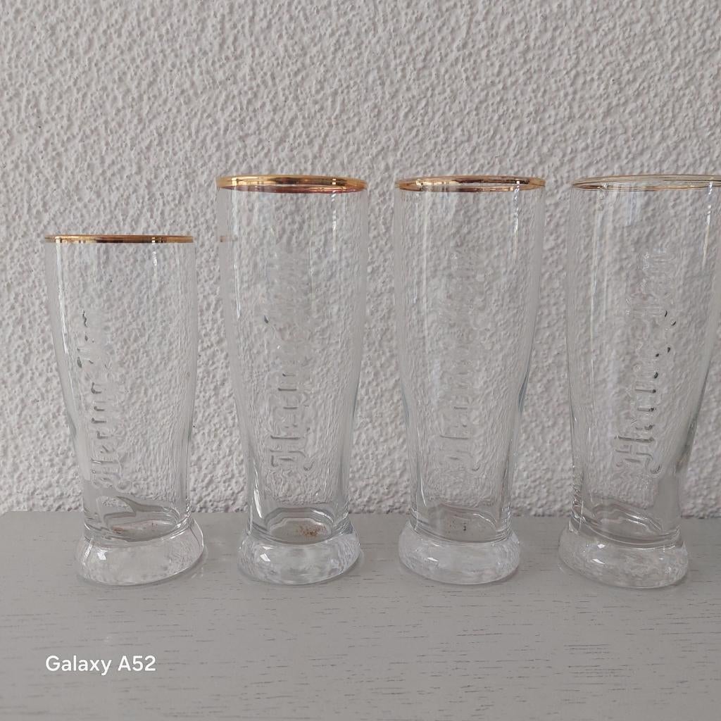 Hertog Jan reliëf glazen, Verzamelen, Ophalen of Verzenden, Zo goed als nieuw, Glas of Glazen, Hertog Jan