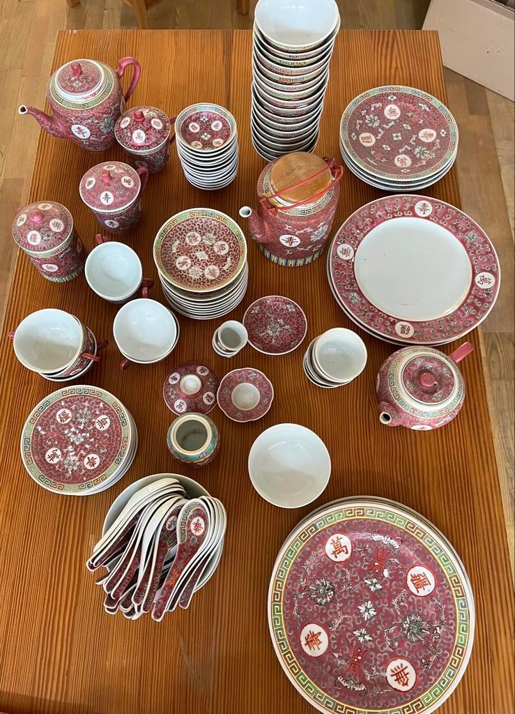 Prachtig Vintage Chinees Servies - Compleet en Rijkelijk Ged, Antiek en Kunst, Antiek | Servies compleet, Ophalen of Verzenden