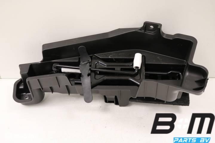 Krik met houder Audi Q3, Auto-onderdelen, Gebruikt