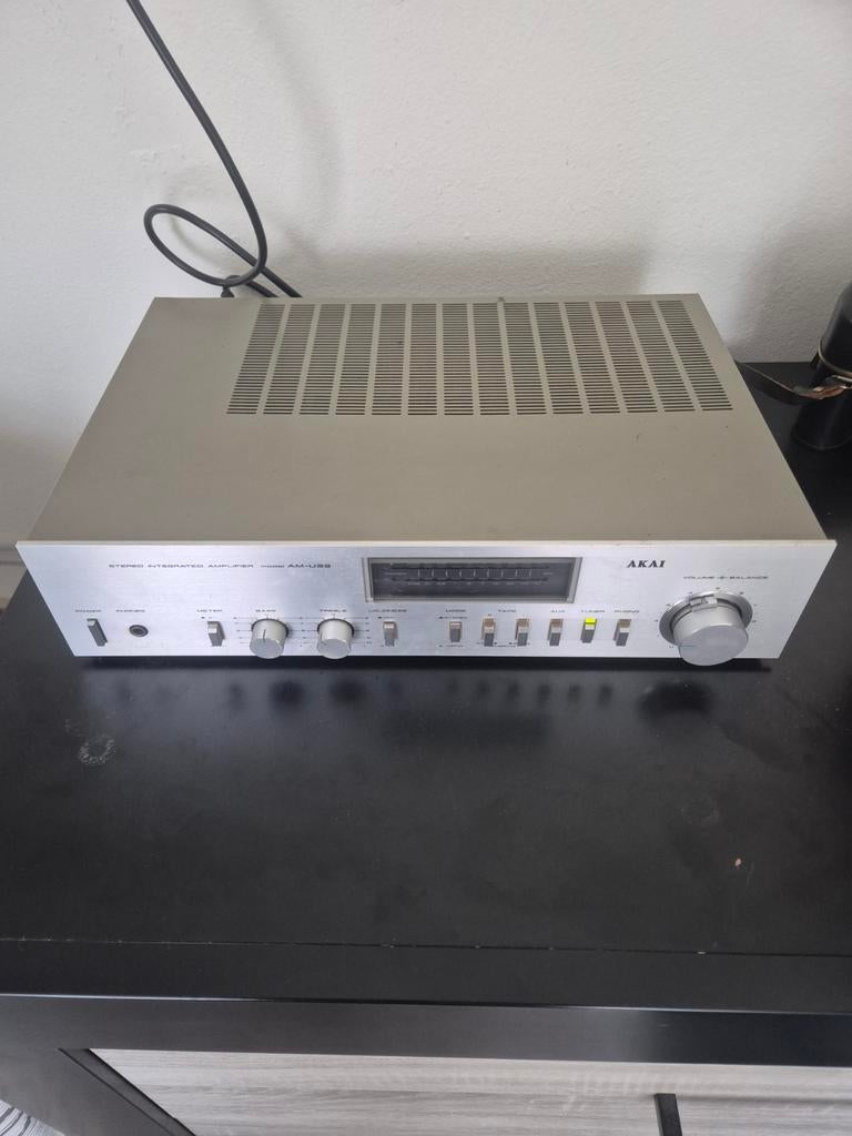 Akai AM-U33 stereo geïntegreerde versterker, Audio, Tv en Foto, Versterkers en Receivers, Ophalen of Verzenden, Gebruikt, Minder dan 60 watt