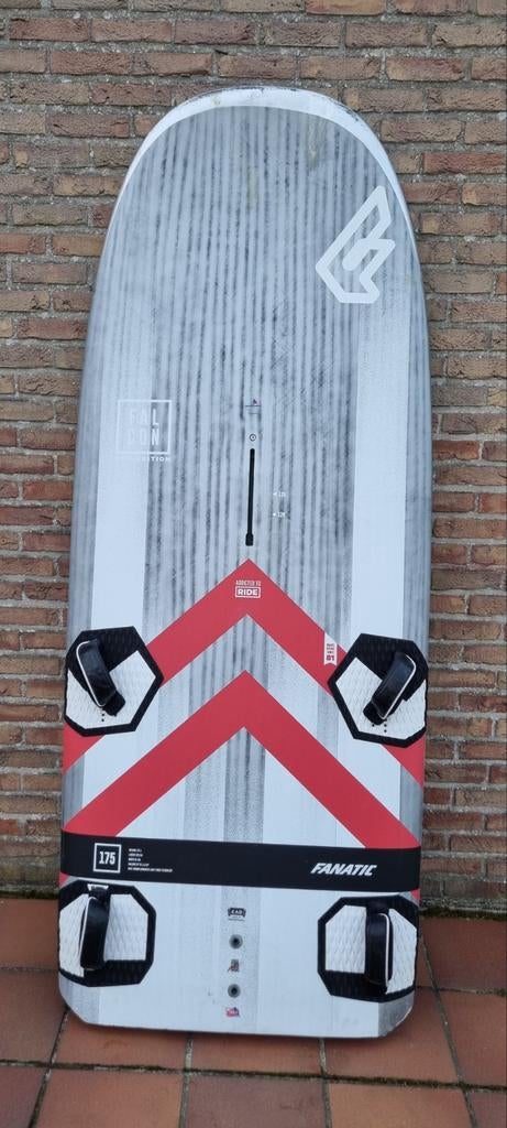 Fanatic Falcon Foil edition 175L (2019), Watersport en Boten, Windsurfen, Ophalen, Gebruikt, 7 m² of meer, Minder dan 250 cm