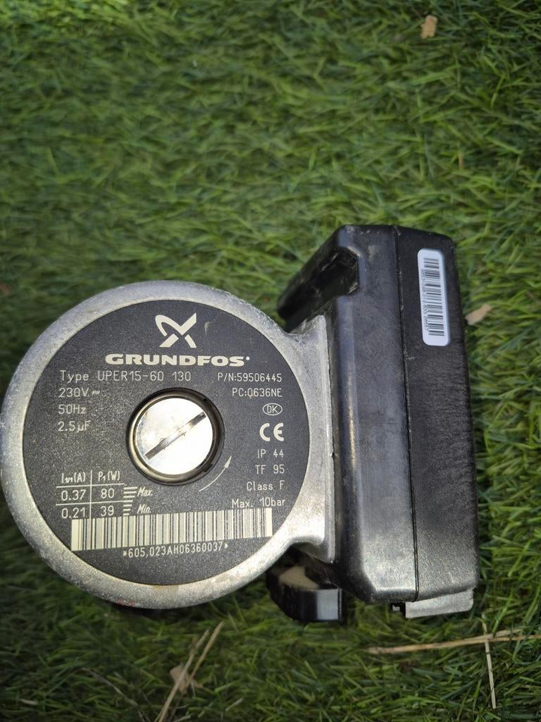 2 cv pompen, Ophalen of Verzenden