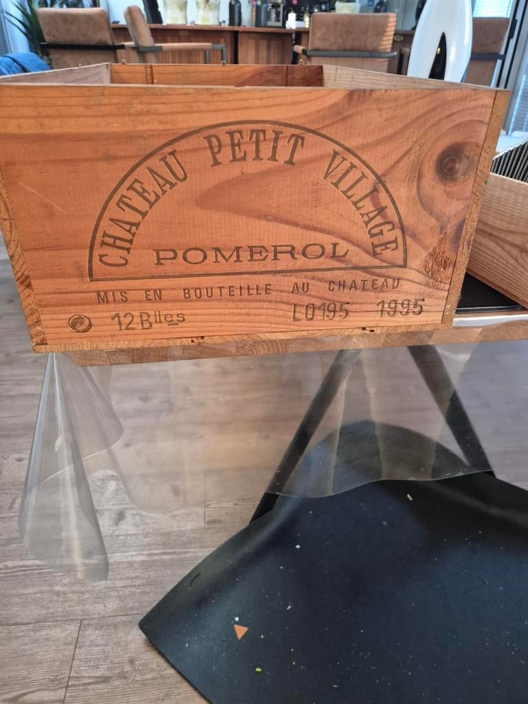 Wijnkist, pomerol zonder inhoud, Huis en Inrichting, Woonaccessoires | Krantenbakken en Lectuurbakken, Ophalen of Verzenden