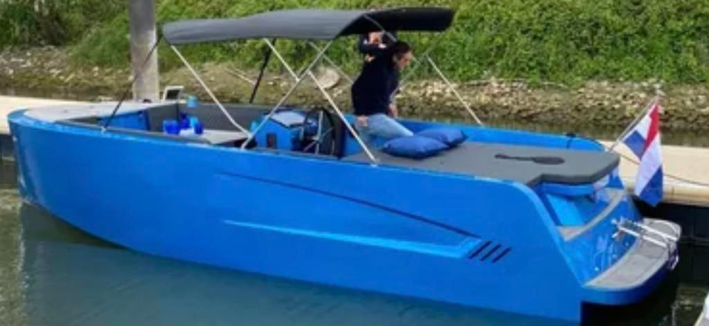 Luxury 70 compleet vaarklaar ( paasshow bij AVR ), 6 meter of meer, Nieuw, Ophalen of Verzenden, Buitenboordmotor