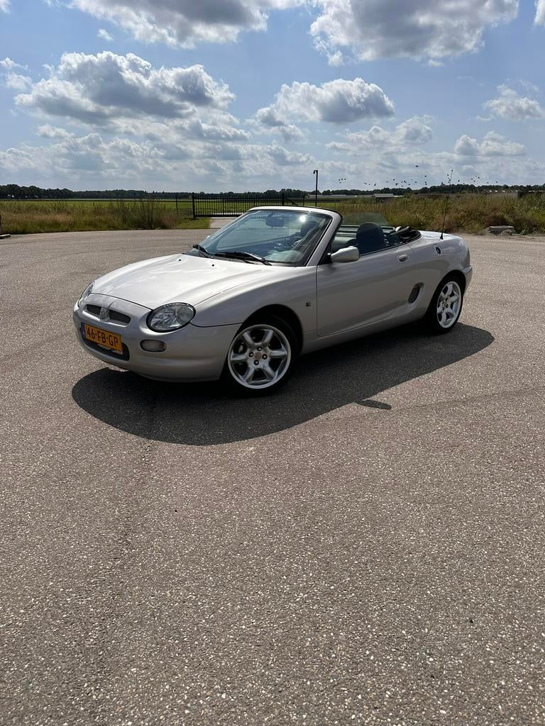 MG F 1.8 I VVC 2000 Grijs, Auto's, MG, 145 pk, Achterwielaandrijving, Zwart, 4 cilinders