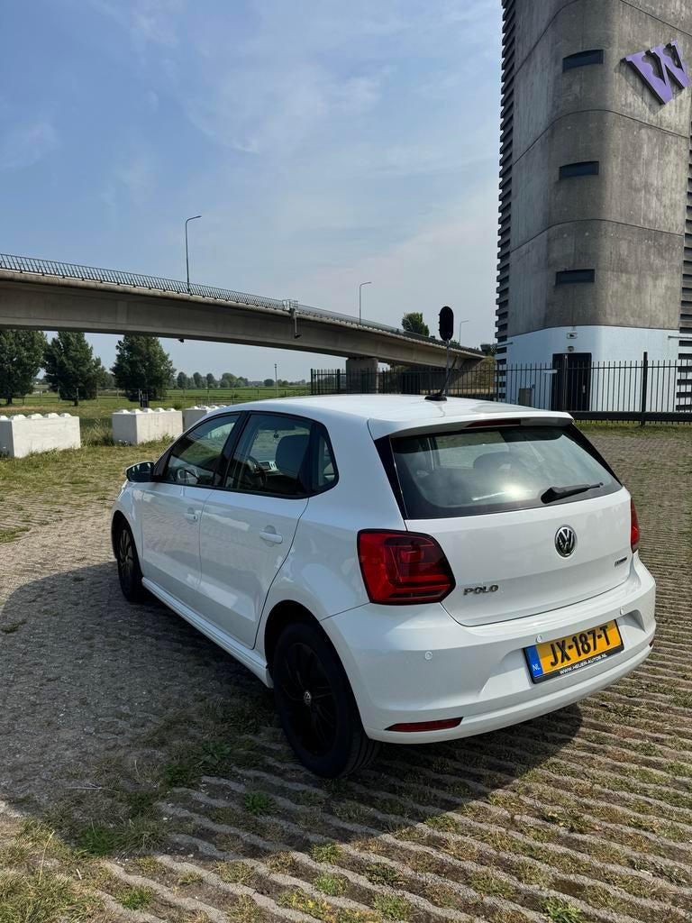 Volkswagen Polo 1.0 TSI, carplay, MOTOR VERVANGEN., Auto's, Voorwielaandrijving, Stof, 40 €/maand, 95 pk
