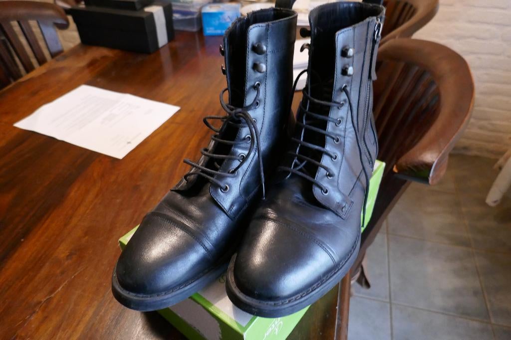 als nieuw echt leder/42/ zwart, Ophalen of Verzenden, Zo goed als nieuw, Zwart