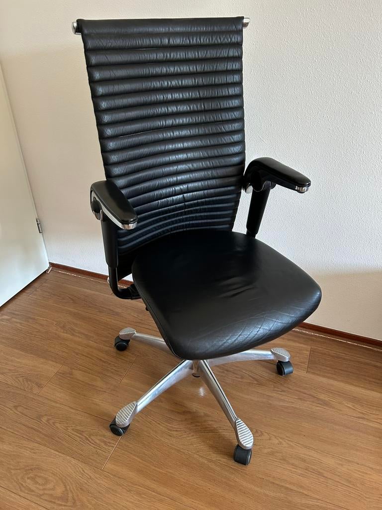 HÅG H09 Excellence 9321 lederen directie bureaustoel, Ophalen, Gaming bureaustoel, Zwart, Zo goed als nieuw