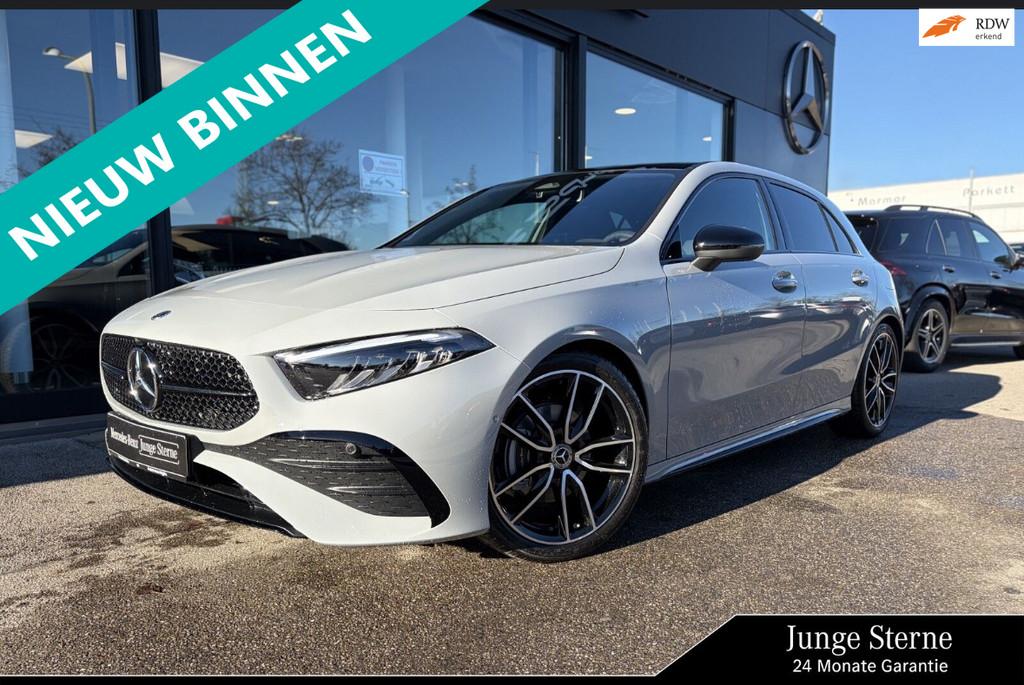 Mercedes-Benz A-klasse A200 |AMG|PANO|STOELV|GARANTIE, Automaat, Zwart, Overige carrosserieën, Alcantara