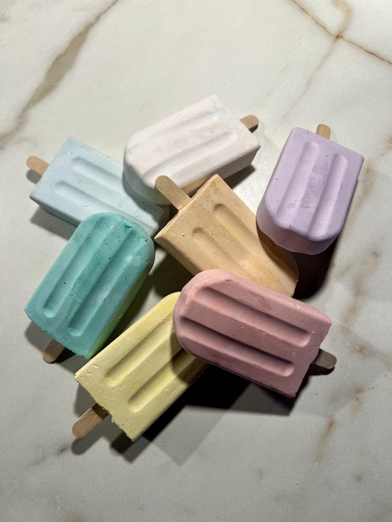 Traktatie Stoepkrijt IJsjes met bellenblaas verjaardag, Ophalen of Verzenden, Nieuw, Feestartikel, Verjaardag