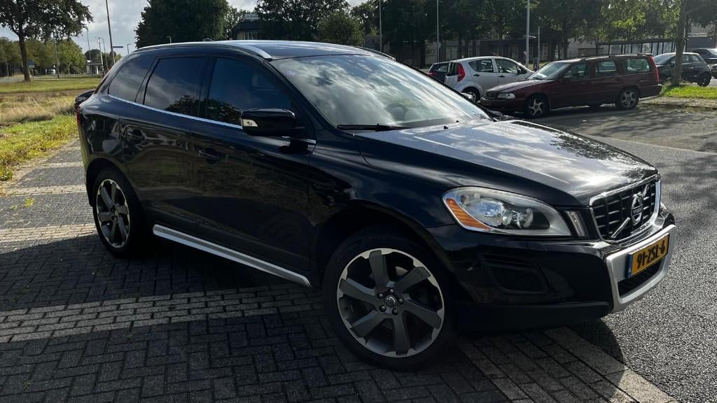 Volvo XC60 T5 Powershift 2013 Zwart, Auto's, Volvo, Particulier, XC60, ABS, Airbags, Airconditioning, Alarm, Bluetooth, Boordcomputer