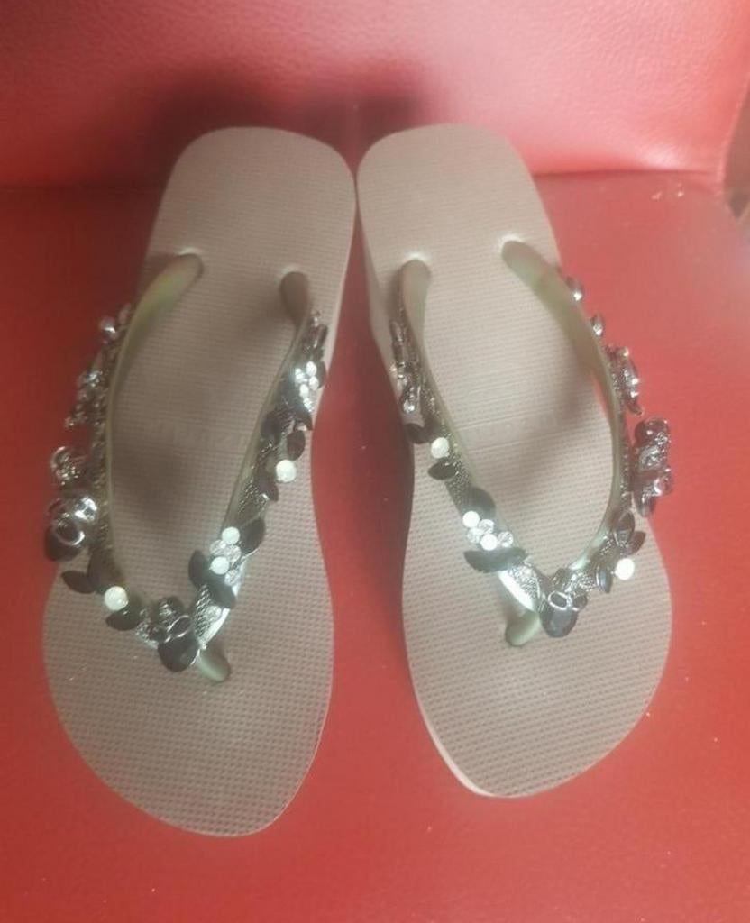 Mooie uzurii slippers, maat 35-36, Kleding | Dames, Schoenen, Slippers, Overige kleuren, Uzurii, Nieuw