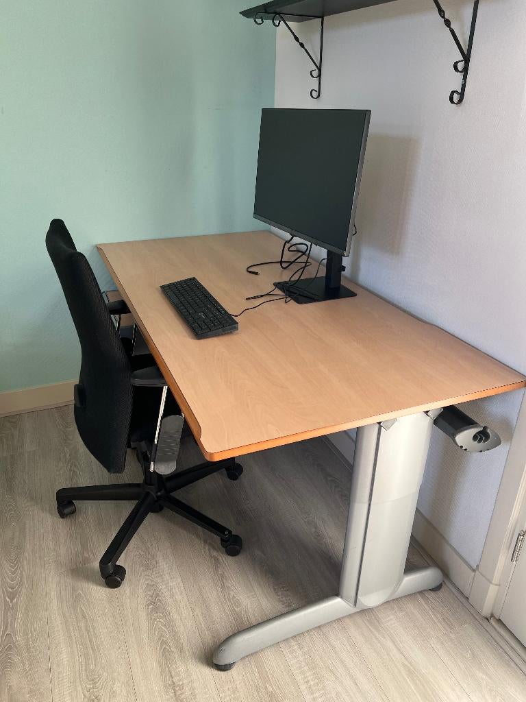 Gispen bureau + Gispen ladeblok + bureaustoel, Huis en Inrichting, Bureaus, Ophalen, Gispen, Gebruikt, Hout