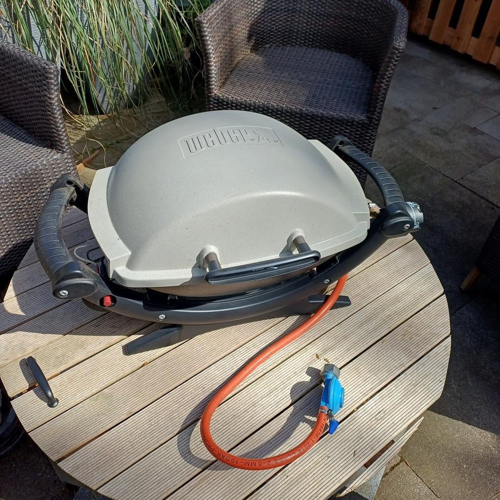 Weber gasBBQ Q100, Tuin en Terras, Ophalen, Gebruikt, Weber