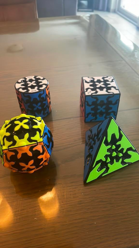 Qiyi gear cube set, Ophalen of Verzenden, 500 t/m 1500 stukjes, Gebruikt, Rubik's of 3D-puzzel