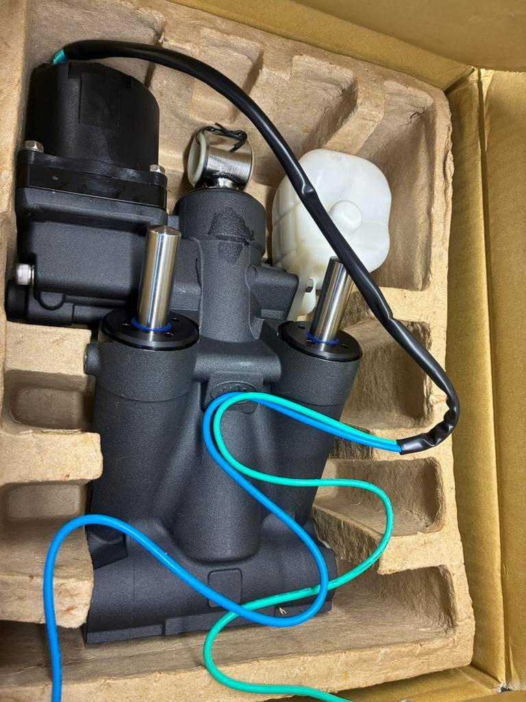 Nieuwe complete Powertrim, met garantie, Yamaha Suzuki Honda, Amosa, Nieuw, Ophalen of Verzenden, Motor en Techniek