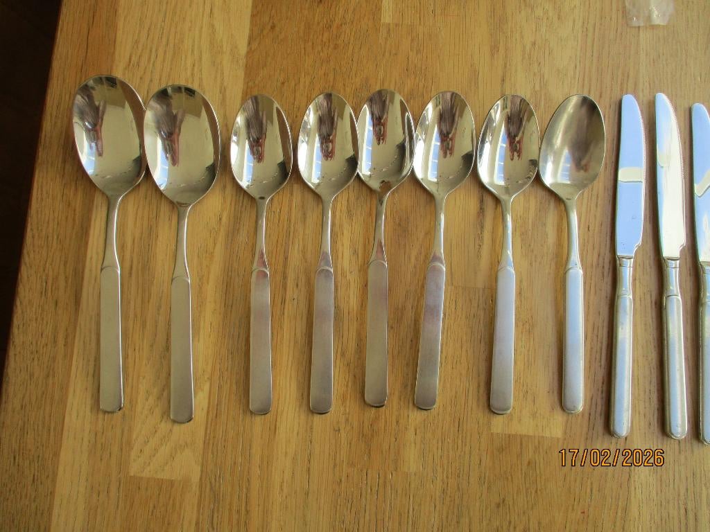 MONZA 18/10 1 mesje 17,1cm dinermessen vork lepels, Ophalen of Verzenden, Gebruikt, Rvs of Chroom, Los bestek