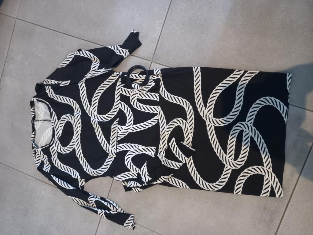 Moq jurk, Ophalen of Verzenden, Zo goed als nieuw, Zwart