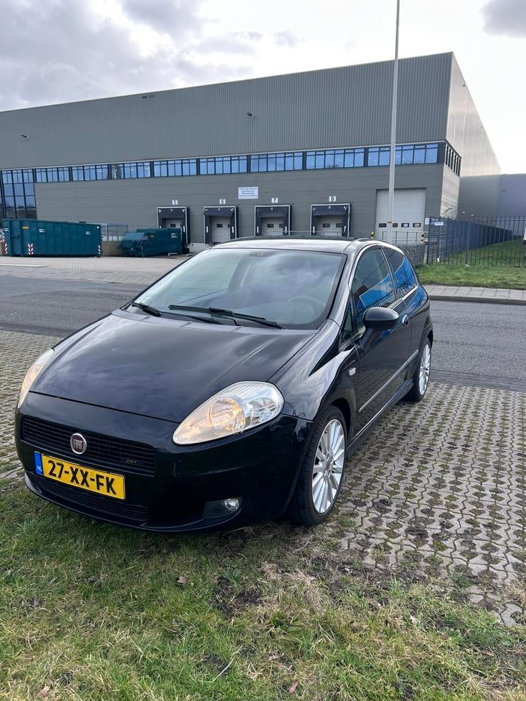 Fiat Punto Tjet 1.4 16V Turbo 3DR 2007 Zwart, Auto's, Fiat, Voorwielaandrijving, 15 km/l, 4 cilinders, Sportstoelen