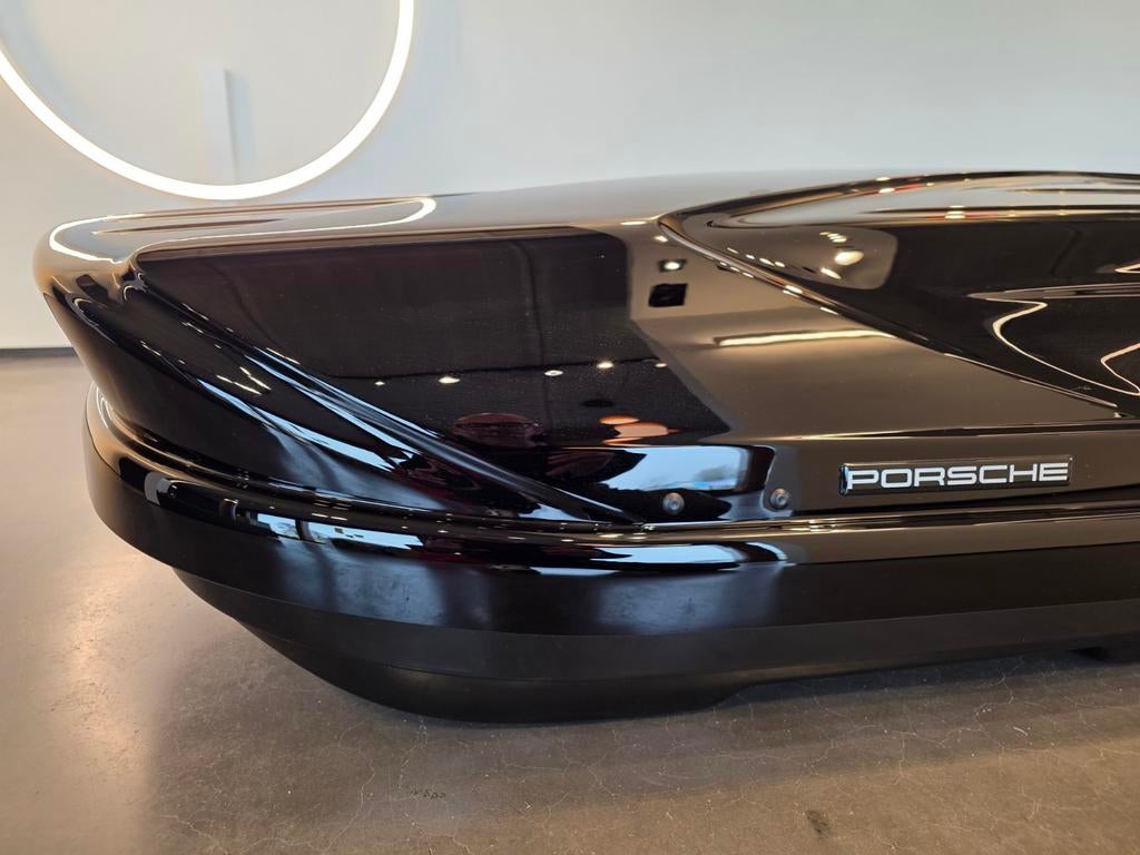 Porsche Dakbox 520 + Taycan dakdragers - 1x gebruikt!, Auto diversen, Dakkoffers, Ophalen of Verzenden, Zo goed als nieuw