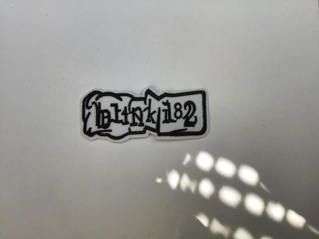 Patch van blink 182  nieuw, Patch van blink 182  nieuw, Nieuw, Ophalen of Verzenden, Kleding