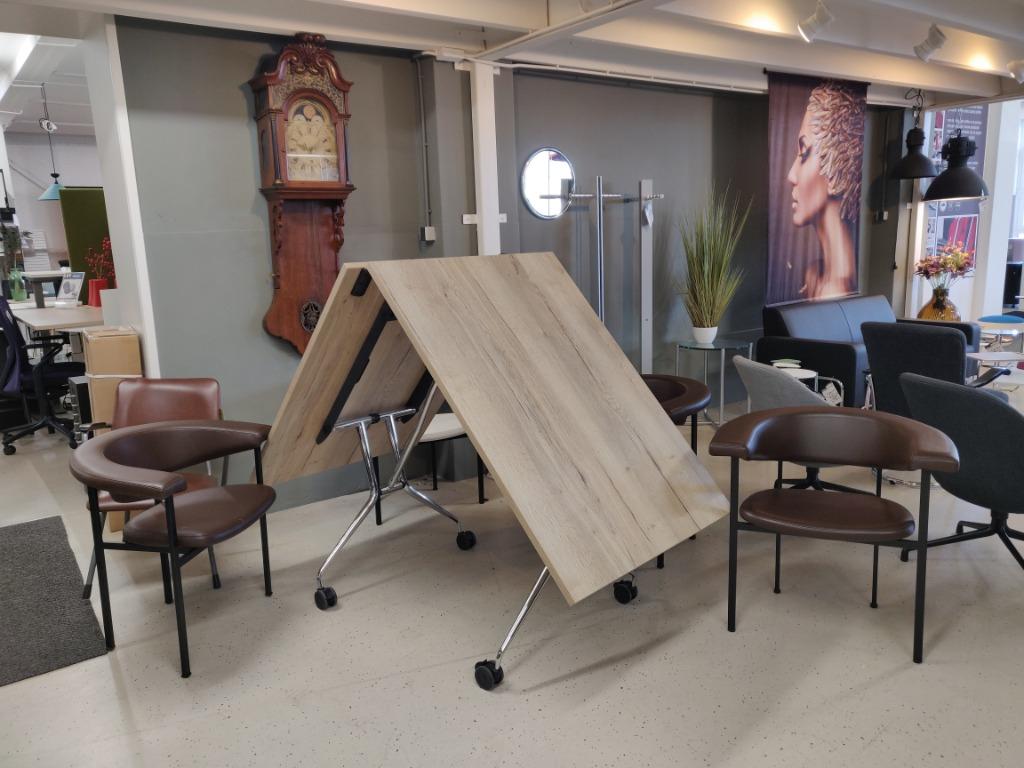 Vergadertafel Klaptafel verrijdbaar, Ophalen, 200 cm of meer, 50 tot 100 cm, Zo goed als nieuw