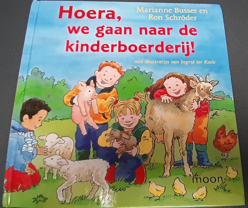 Marianne Busser - HOERA we gaan naar de kinderboerderij, Ophalen of Verzenden, Zo goed als nieuw, Marianne Busser; Ron Schröder