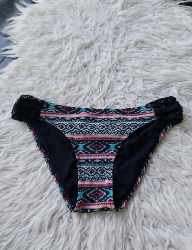 Bikini broekje met print - Maat M, Kleding | Dames, Badmode en Zwemkleding, Gedragen, Bikini, Zwart, Ophalen of Verzenden