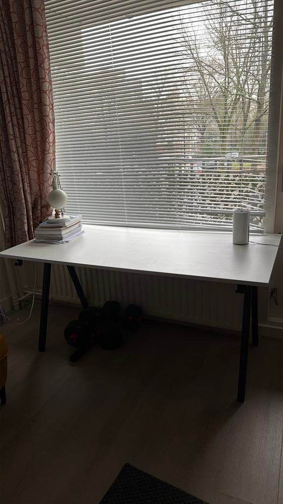 Desk IKEA- 160x80, Huis en Inrichting, Ophalen, Zo goed als nieuw