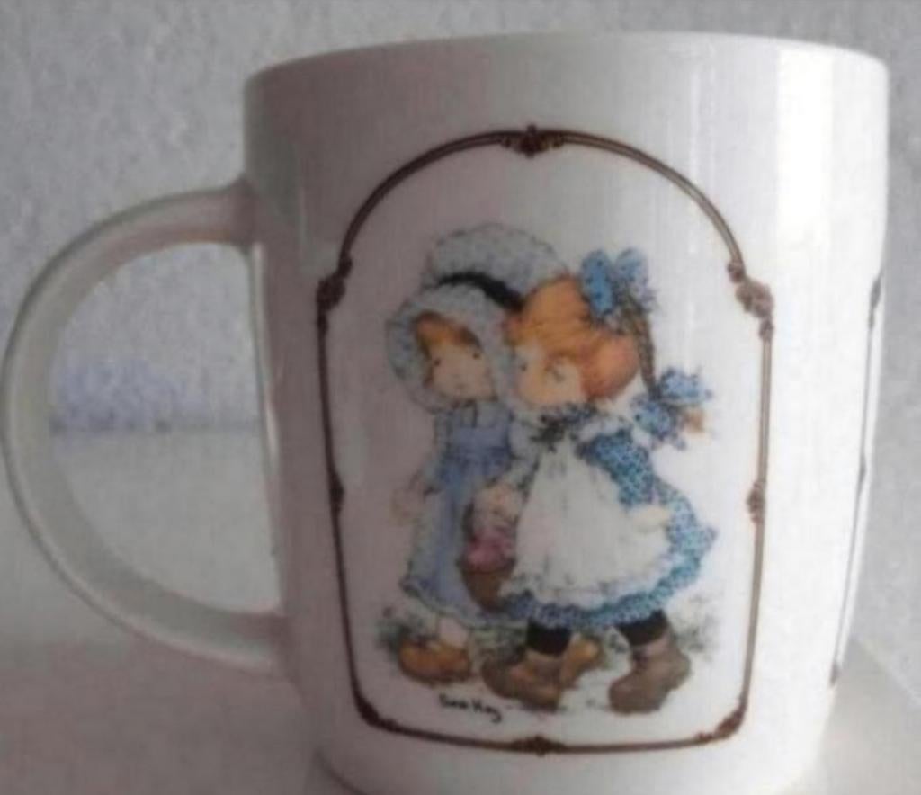 Beker Sarah Kay, Huis en Inrichting, Keuken | Servies, Ophalen of Verzenden, Zo goed als nieuw, Overige stijlen, Kop(pen) en/of Schotel(s)