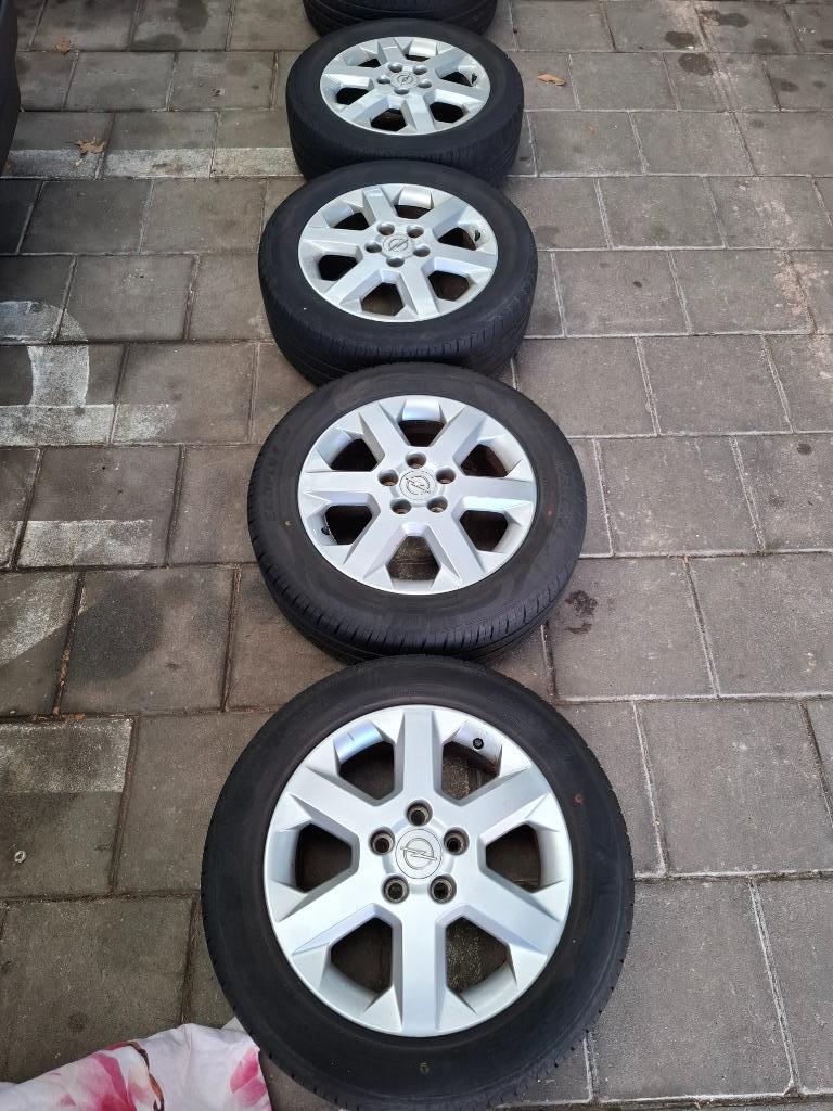 2 setjes l.m velgen opel corsa e opc 18 inch steek 5x110,, Auto-onderdelen, Ophalen, 16 inch, Zomerbanden, Banden en Velgen