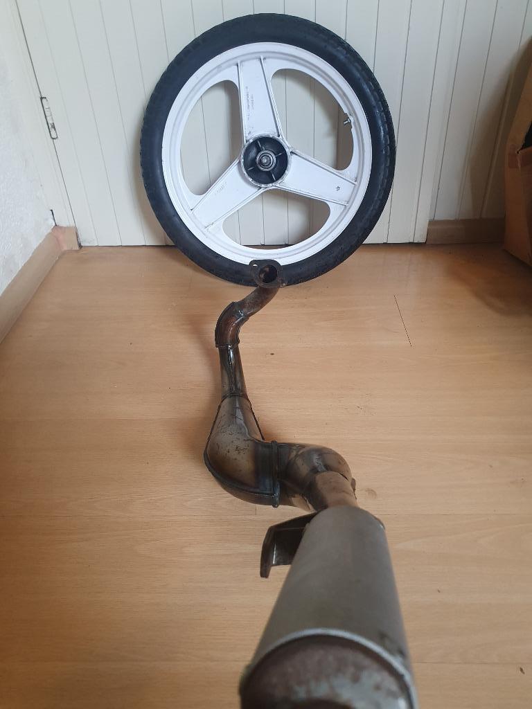 NIEUW Leovice uitlaat MALAGUTI FIFTY TOP 50cc NOS exhaust, Ophalen of Verzenden, Nieuw, Uitlaat, Leovince