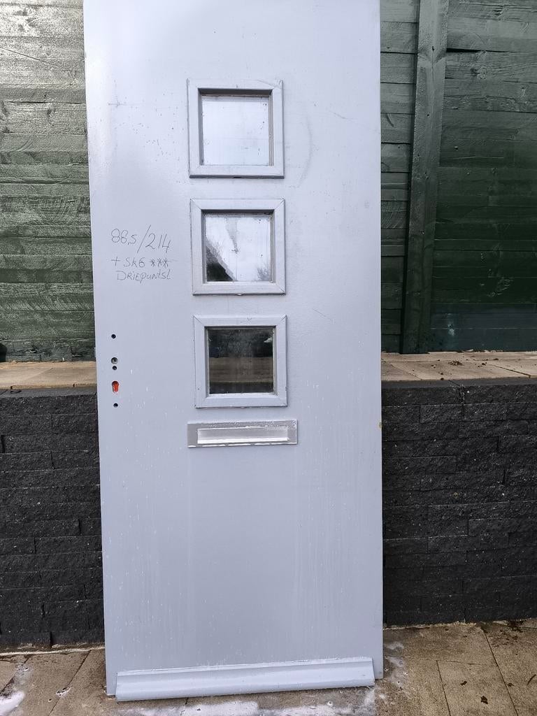 Hardhouten voordeur te koop, Doe-het-zelf en Verbouw, Deuren en Horren, Ophalen of Verzenden, Buitendeur, 200 tot 215 cm