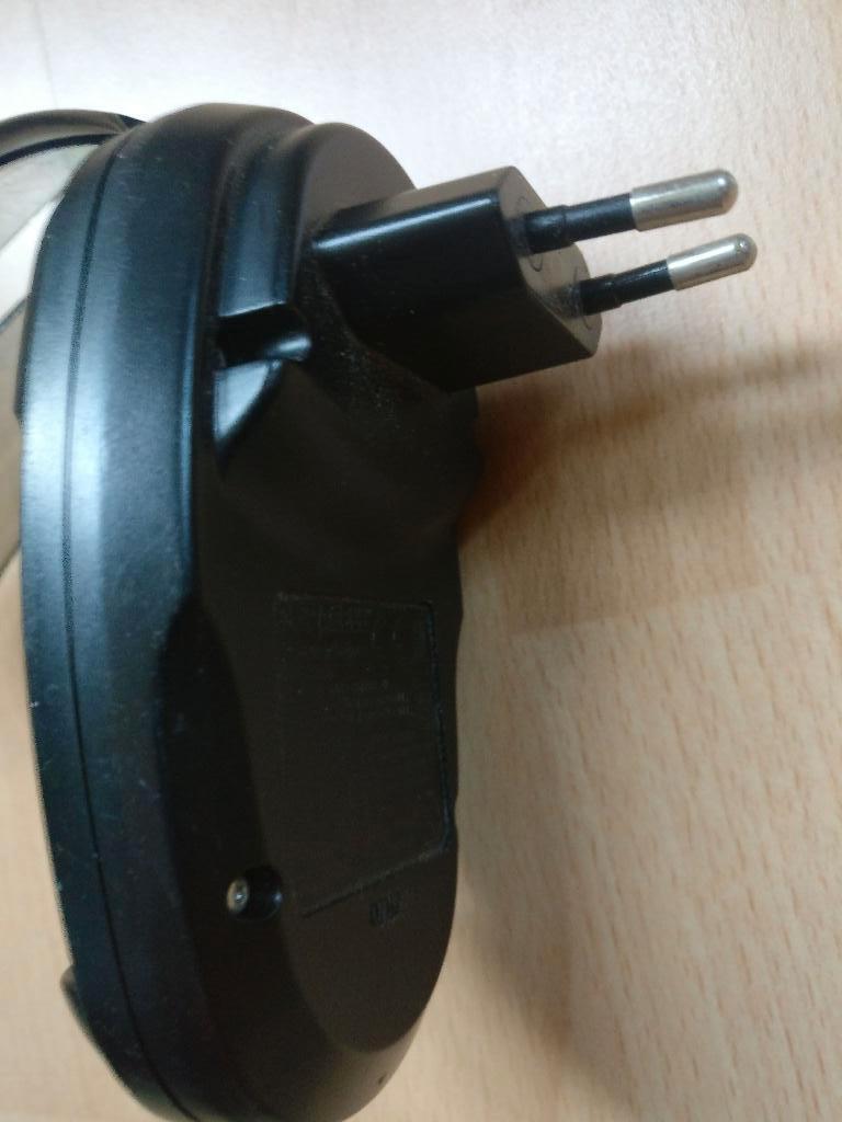 Duracell oplader voor AA batterijen., Audio, Tv en Foto, Accu's en Batterijen, Ophalen of Verzenden, Zo goed als nieuw