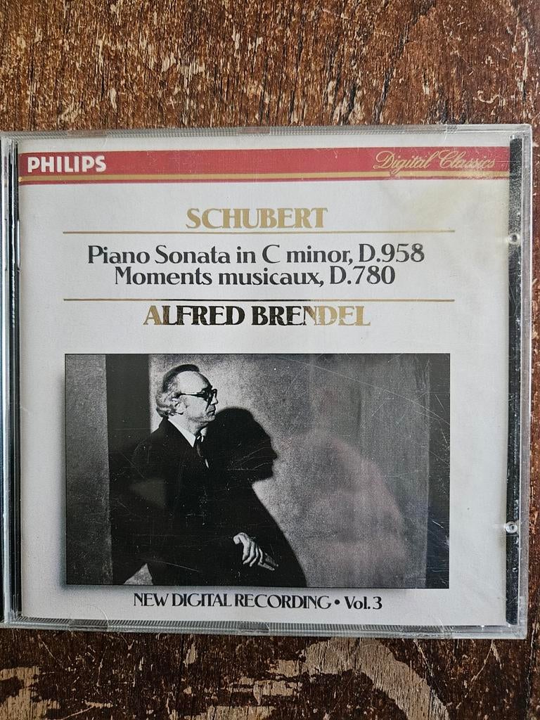 Schubert: Piano Sonate & Moments Musicaux - Alfred Brendel C, Ophalen of Verzenden, Romantiek, Zo goed als nieuw, Kamermuziek