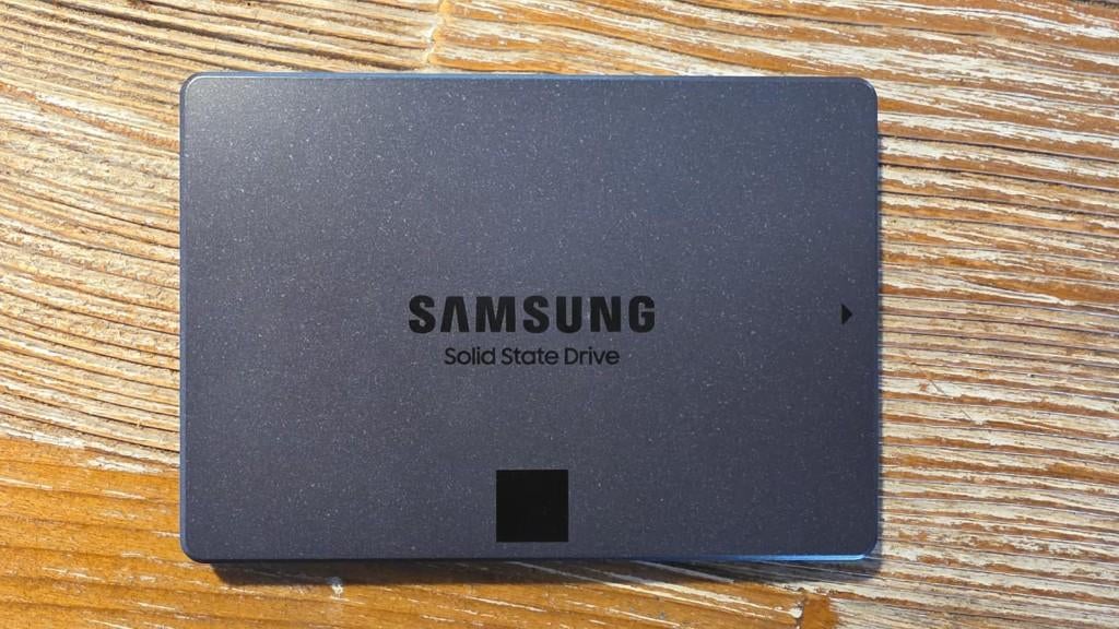 Samsung 860 QVO 4TB, Intern, Gebruikt, Ophalen of Verzenden, Samsung