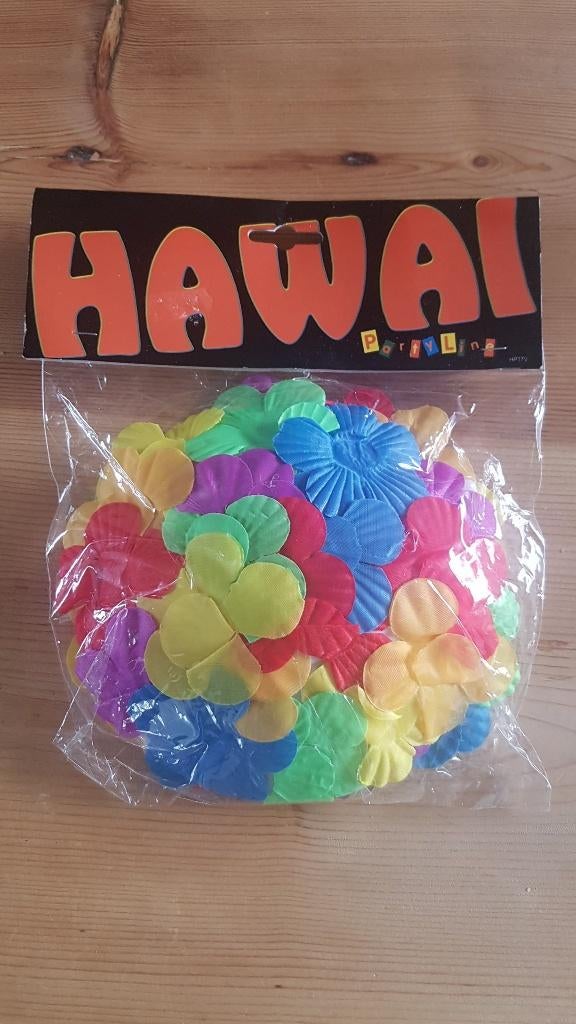 Hawaii bh, met schelp vorm cupjes, maat M Nieuw, Ophalen of Verzenden, BH