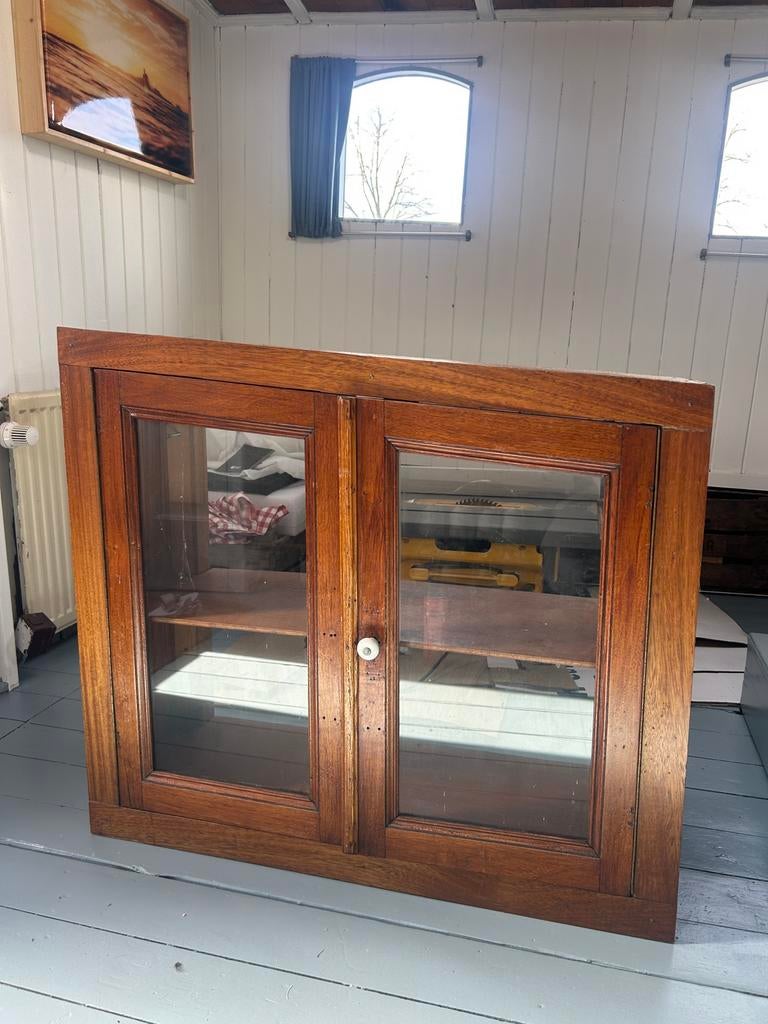 Wandkastje boot hout - schuin “dak”, Ophalen