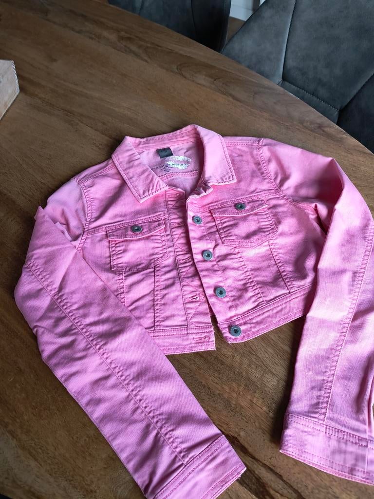 Puntgaaf hip Vero Moda jeansjasje, kort model, Vero Moda, Ophalen of Verzenden, Zo goed als nieuw, Roze