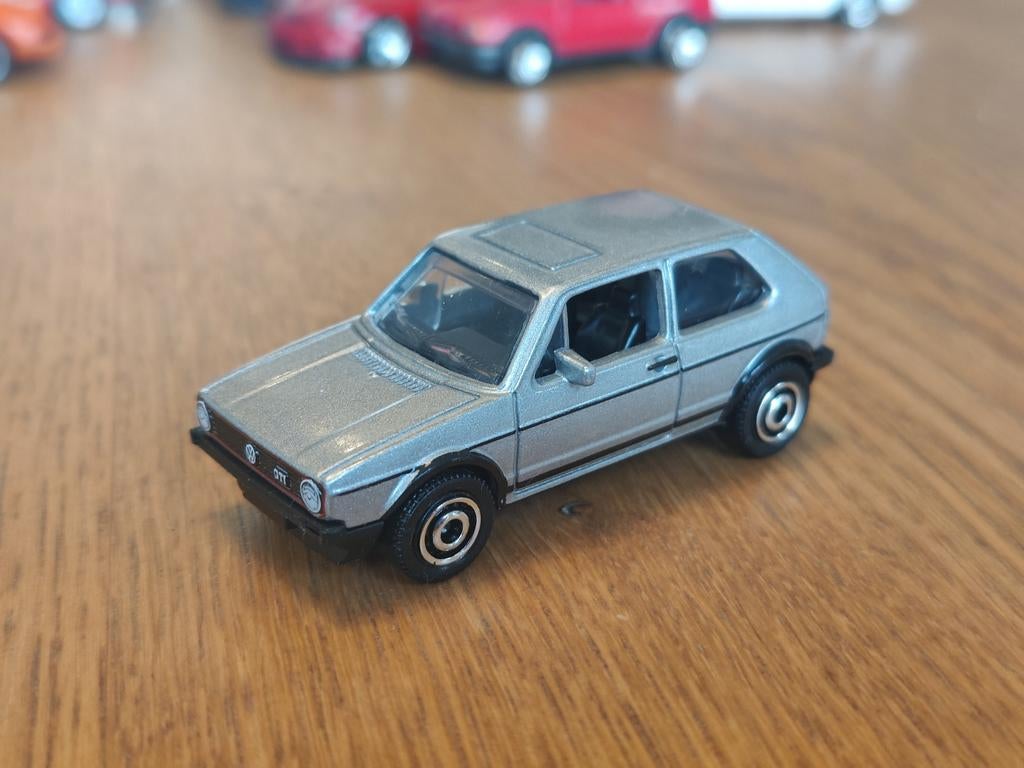 Matchbox Volkswagen Golf GTI ZILVER, Ophalen of Verzenden, Nieuw, Auto