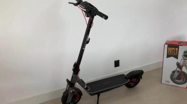 Segway F3 Pro E, Fietsen en Brommers, Steps, Ophalen, Zo goed als nieuw, Elektrische step (E-scooter)